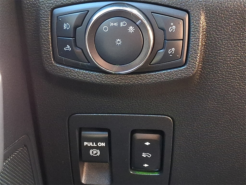 2019 Ford F-150 XLT - Photo 27