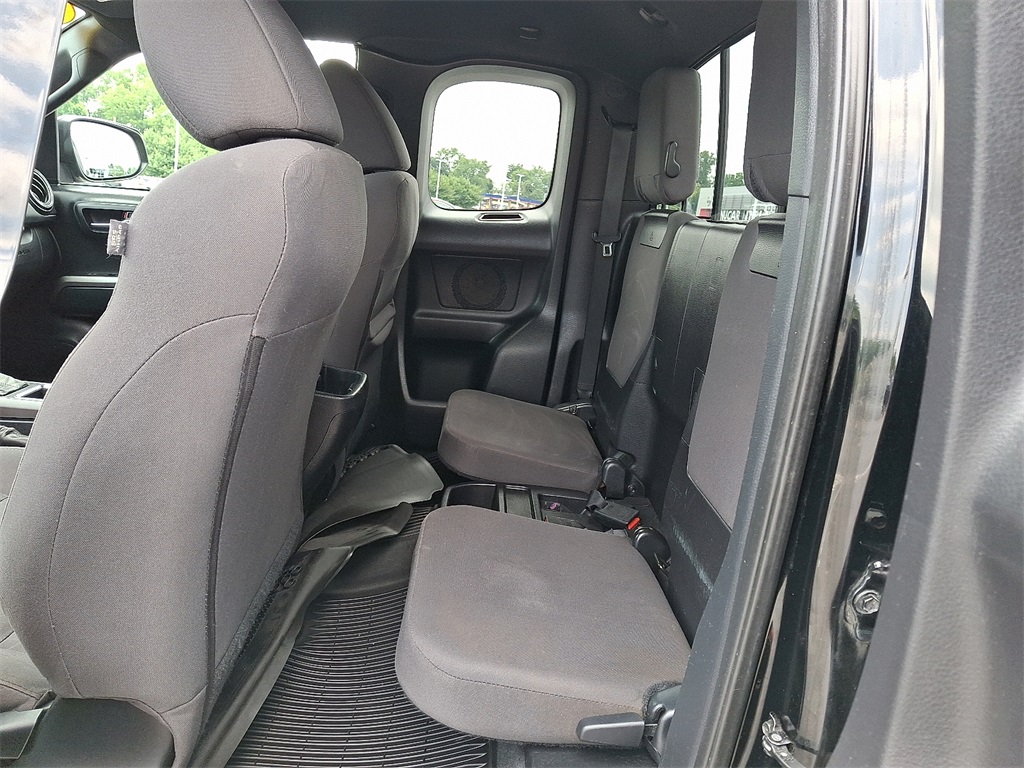 2017 Toyota Tacoma TRD Sport - Photo 11