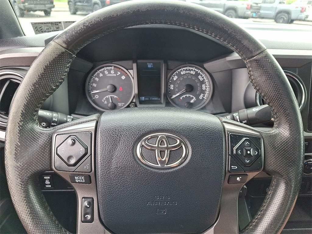 2017 Toyota Tacoma TRD Sport - Photo 20