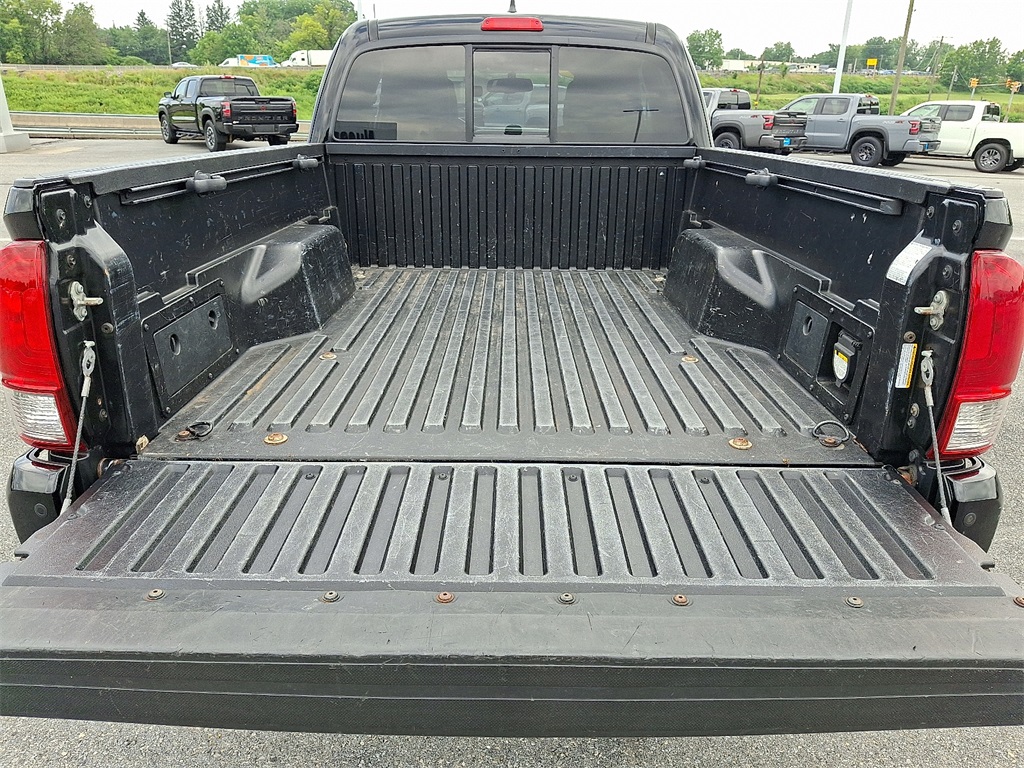 2017 Toyota Tacoma TRD Sport - Photo 28