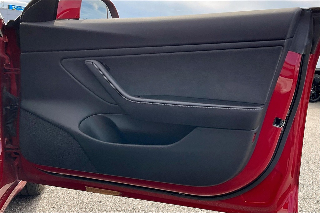 2019 Tesla Model 3 Long Range - Photo 11