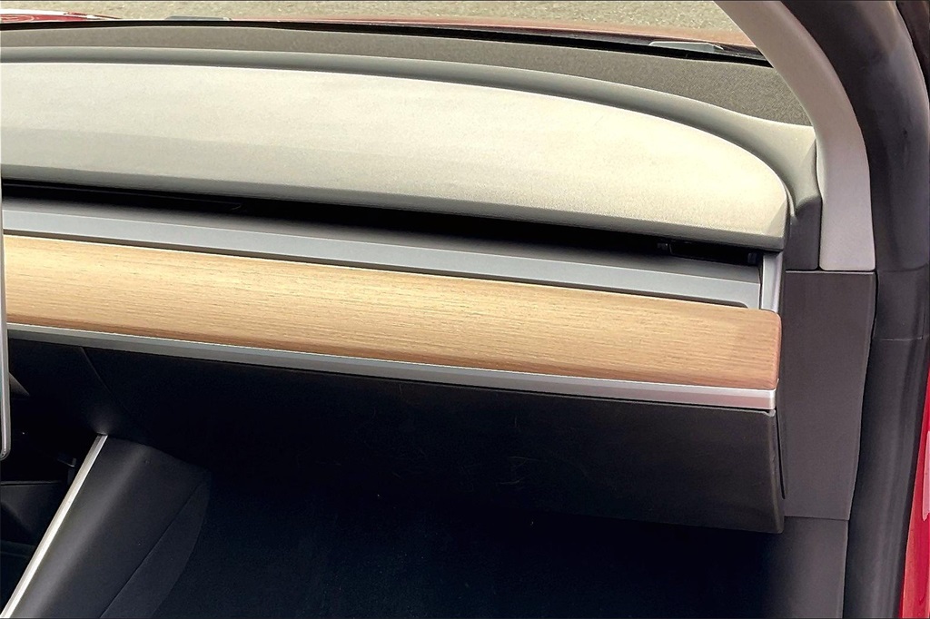 2019 Tesla Model 3 Long Range - Photo 12