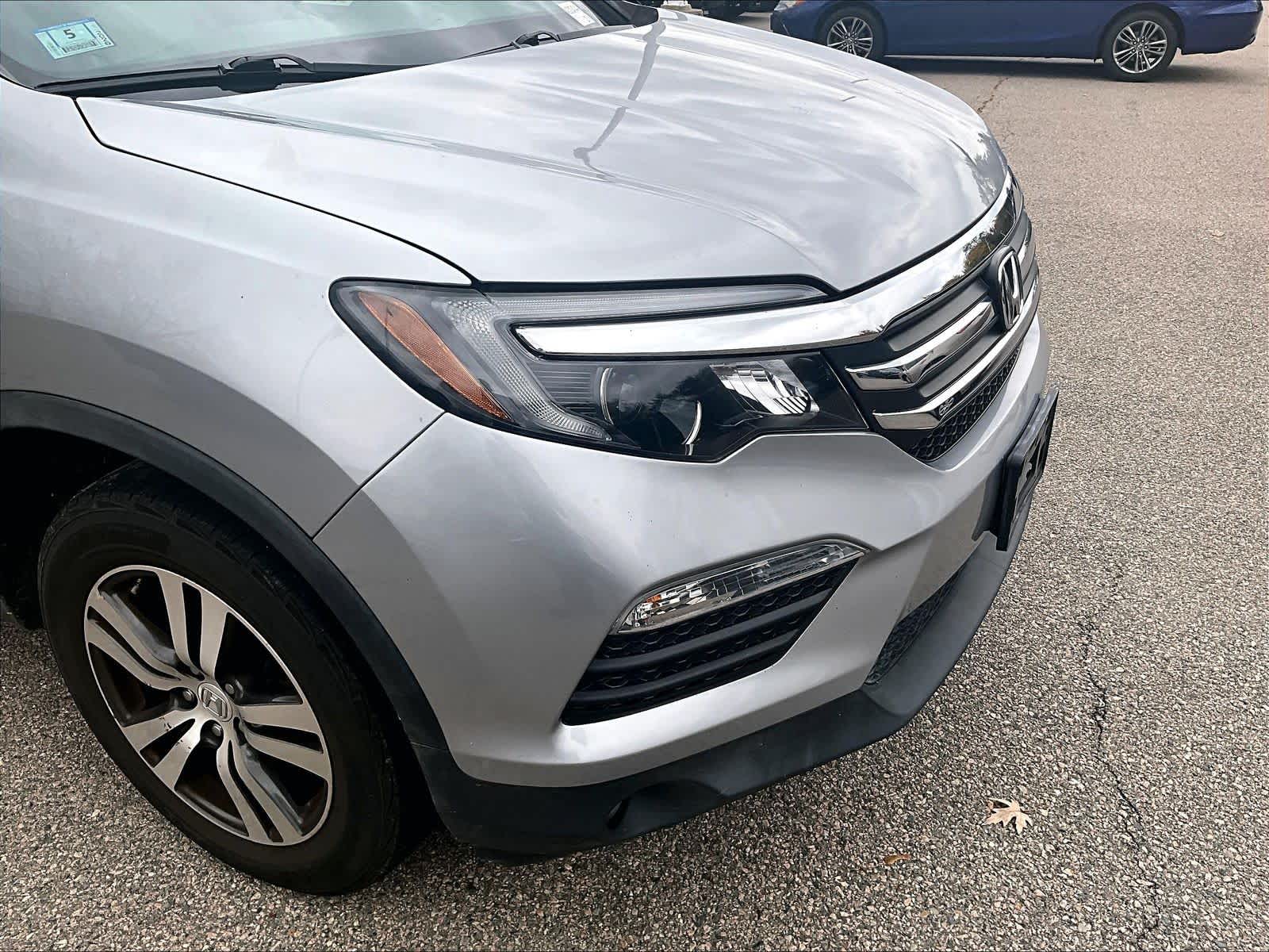 2017 Honda Pilot EX-L - Photo 5