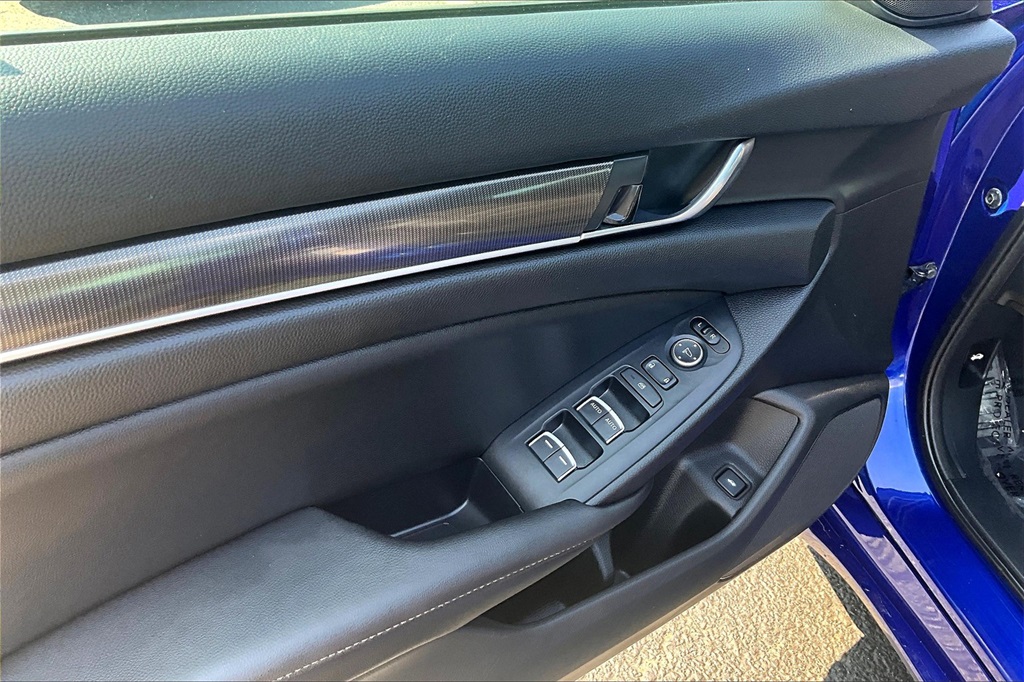 2022 Honda Accord Sport - Photo 11