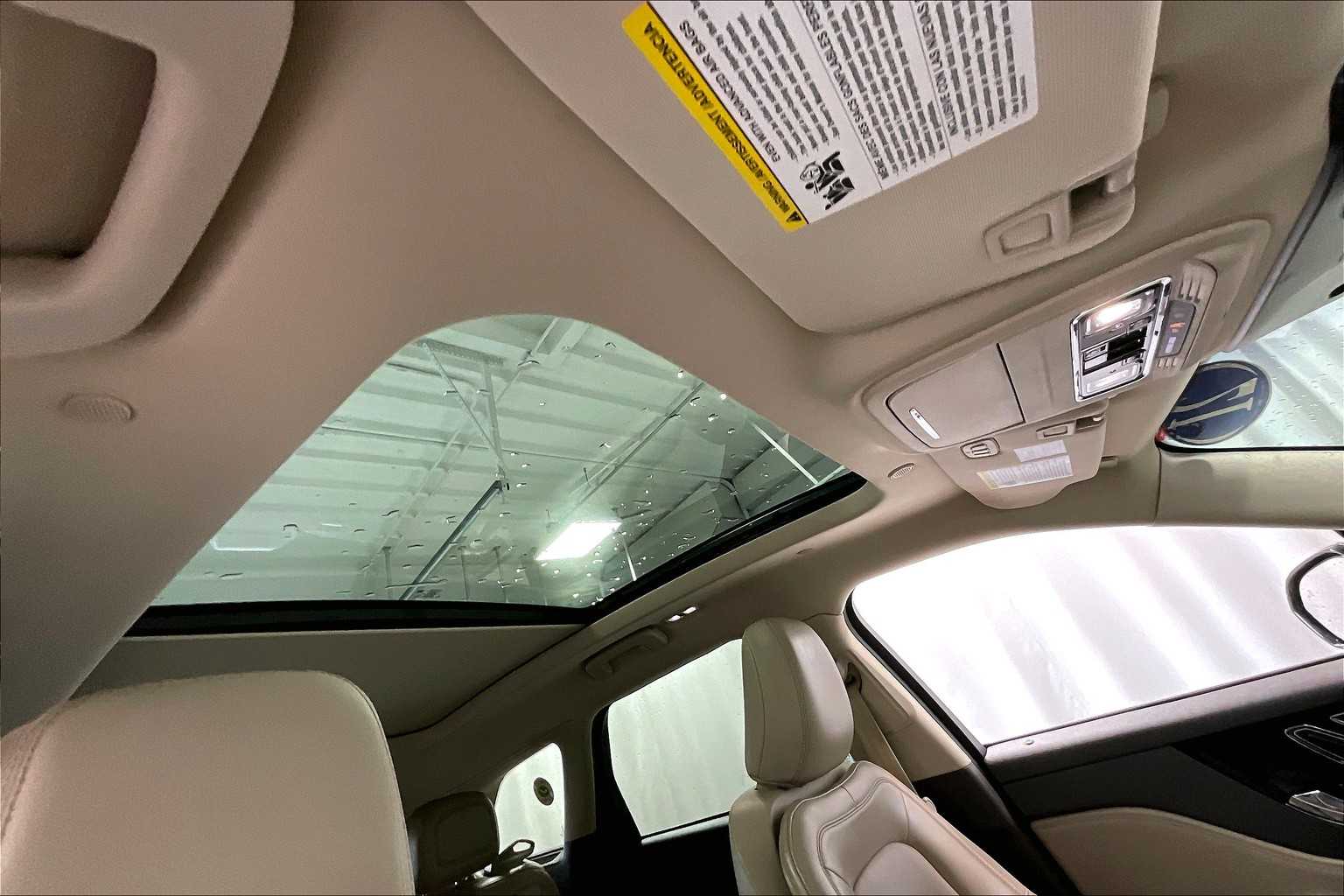 2021 Lincoln Corsair Standard - Photo 22