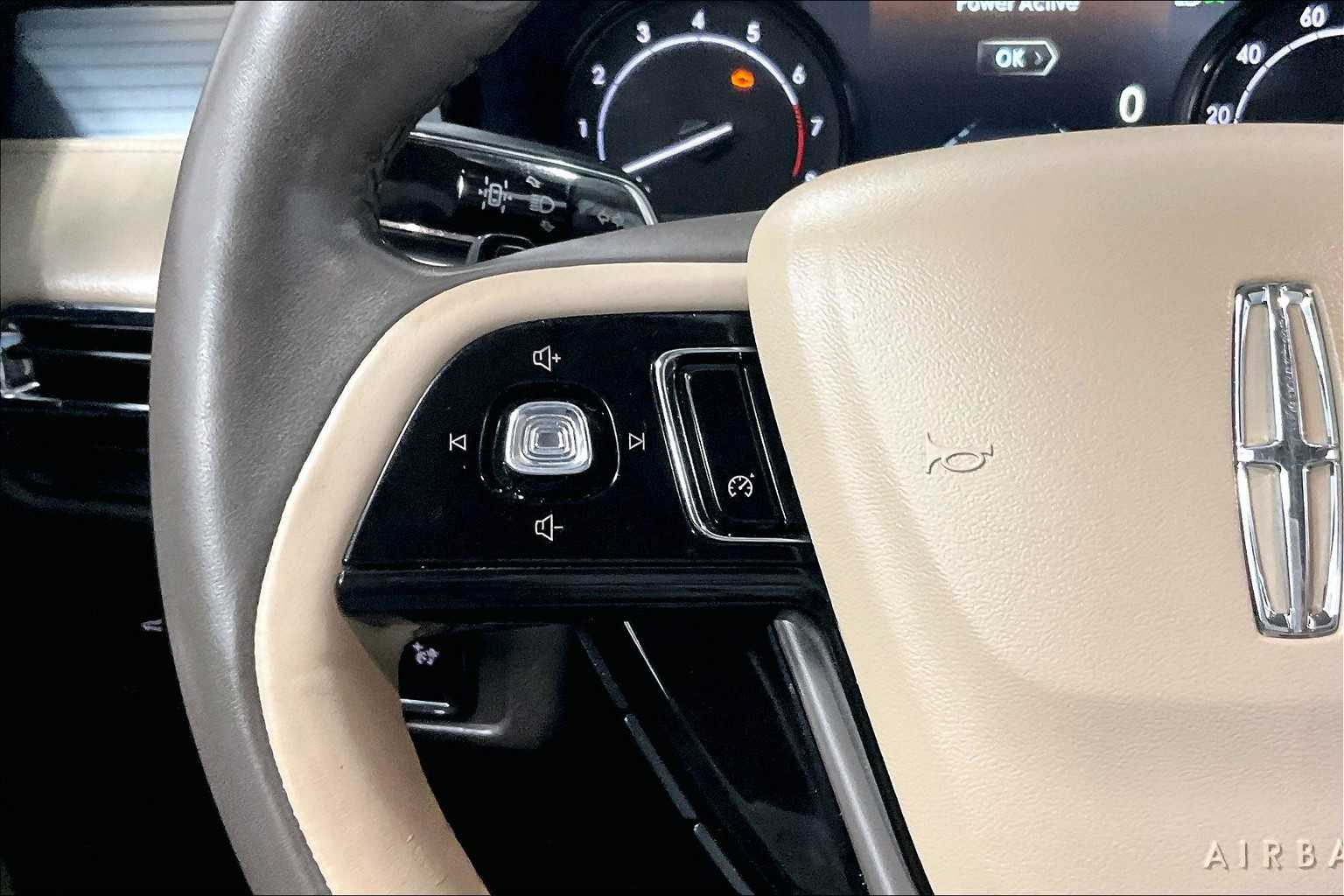 2021 Lincoln Corsair Standard - Photo 23