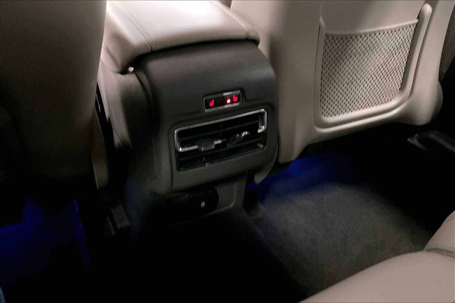 2021 Lincoln Corsair Standard - Photo 28