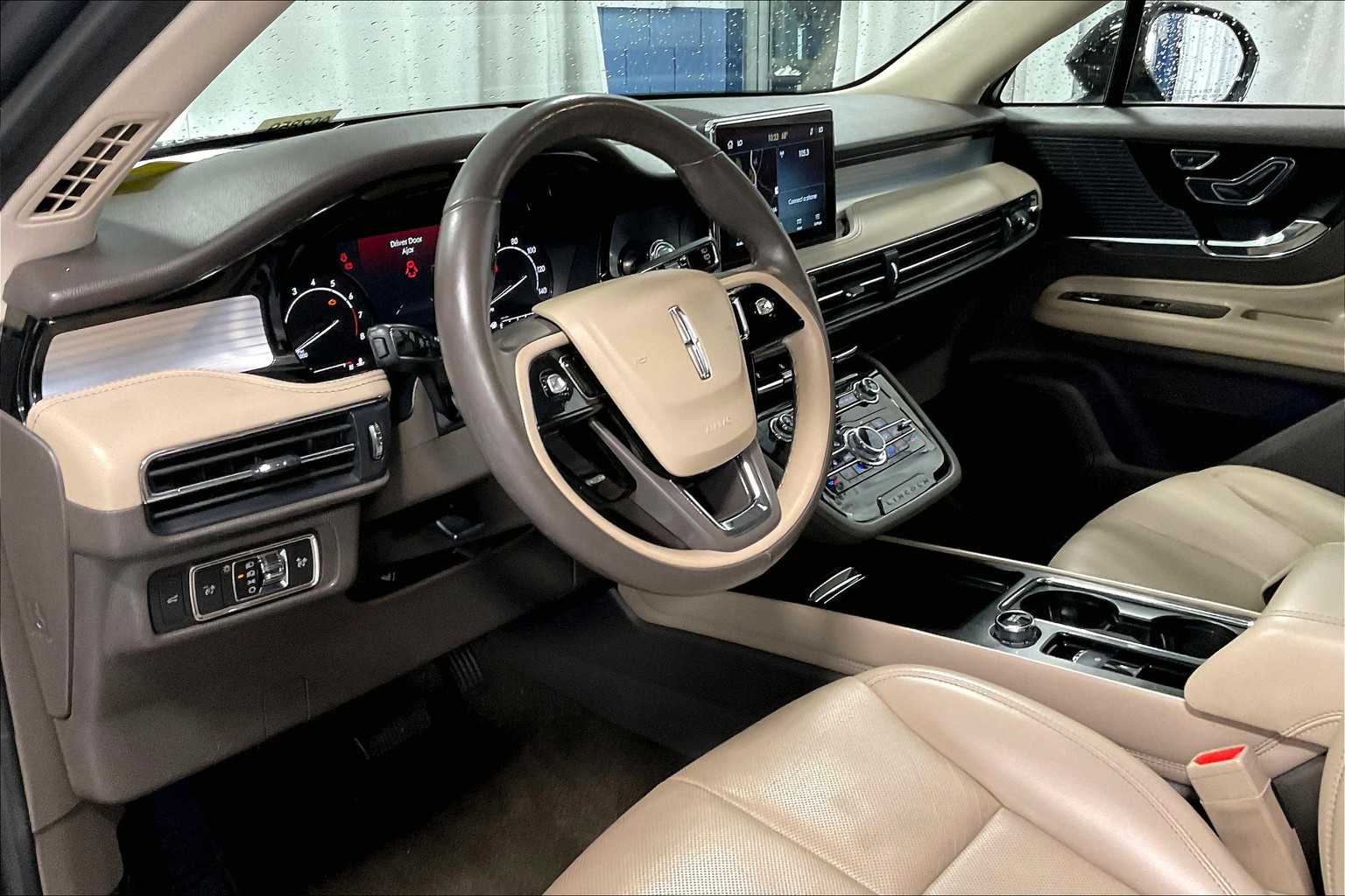2021 Lincoln Corsair Standard - Photo 8