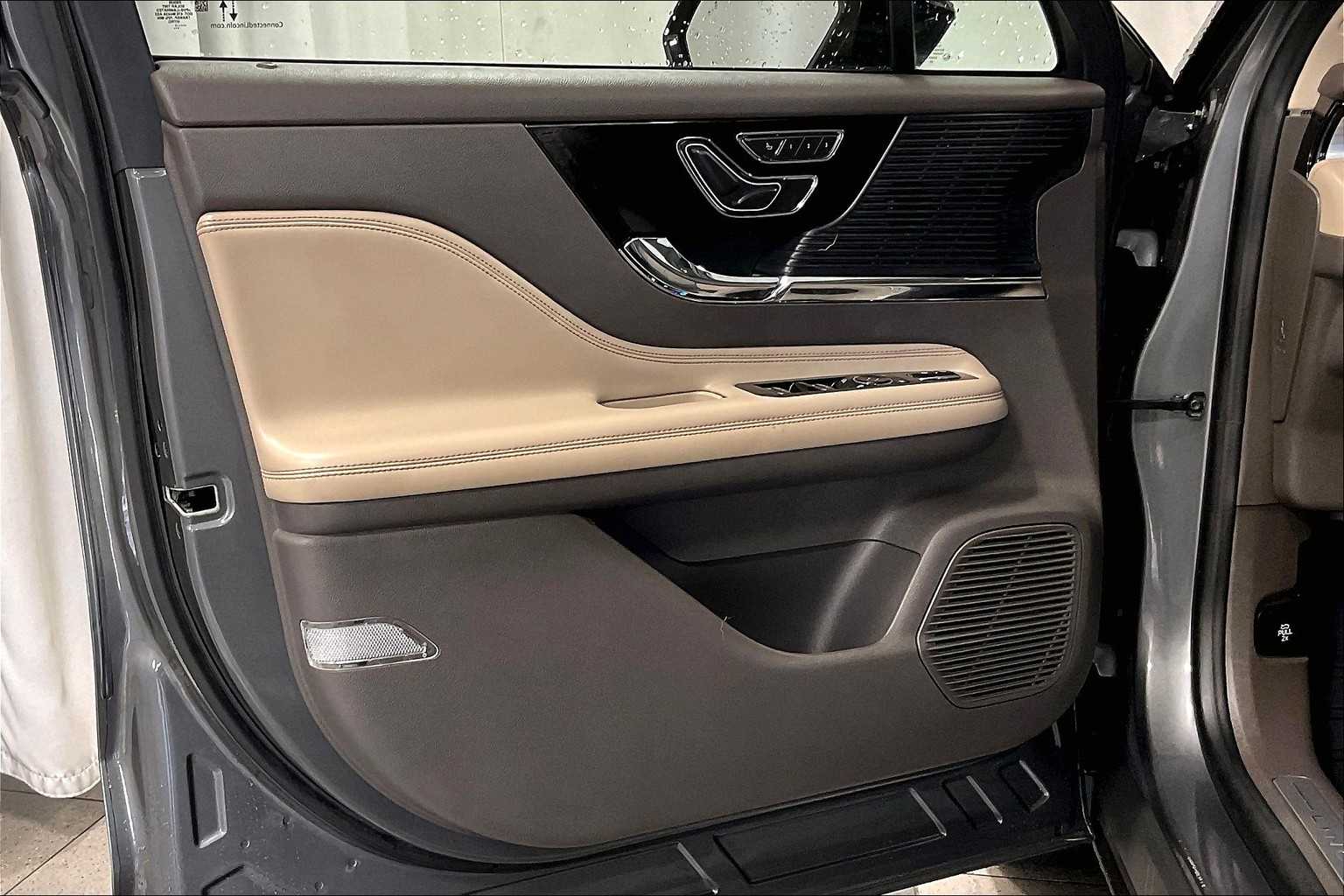 2021 Lincoln Corsair Standard - Photo 9
