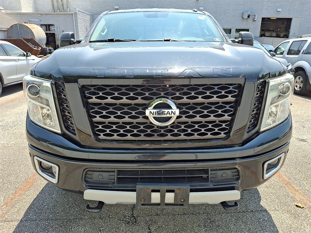 2016 Nissan Titan XD PRO-4X - Photo 2