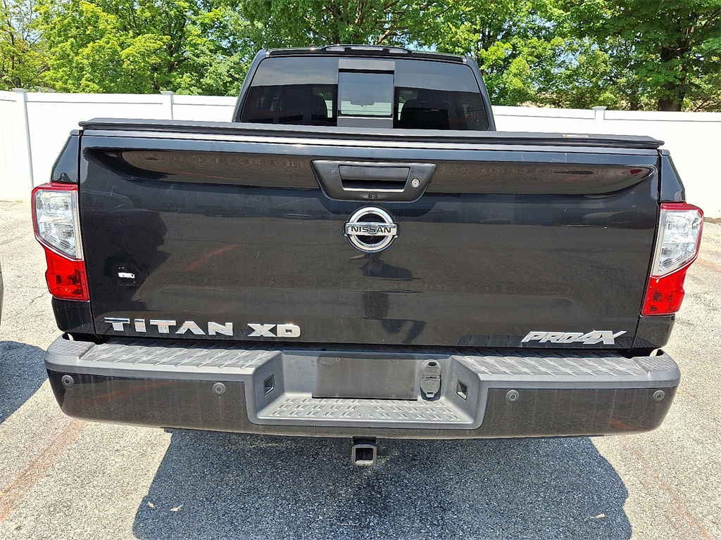 2016 Nissan Titan XD PRO-4X - Photo 5