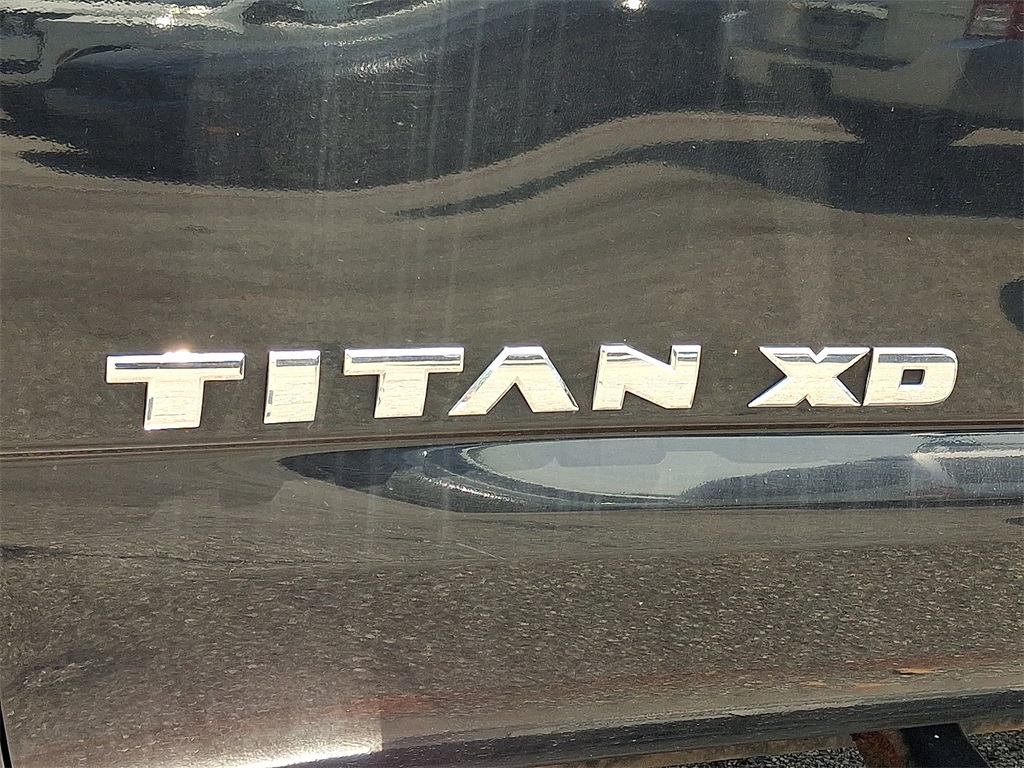 2016 Nissan Titan XD PRO-4X - Photo 10