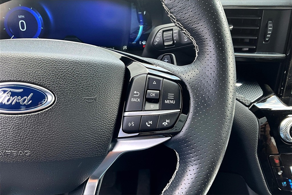 2022 Ford Explorer ST - Photo 25