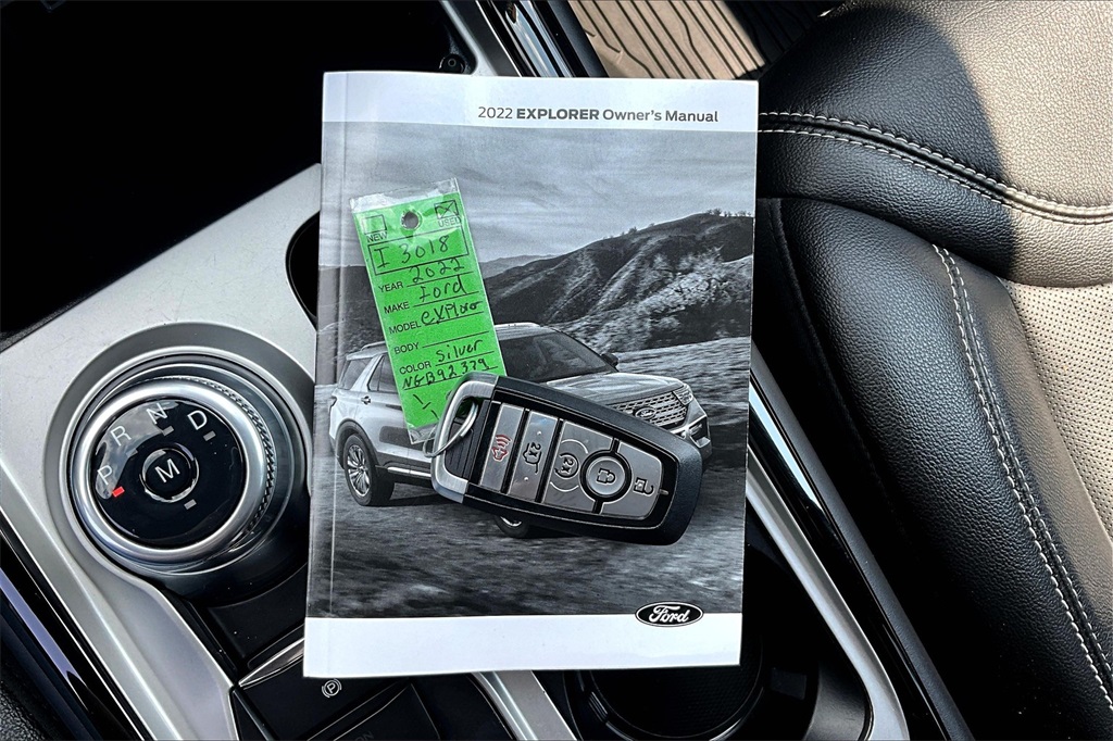 2022 Ford Explorer ST - Photo 32