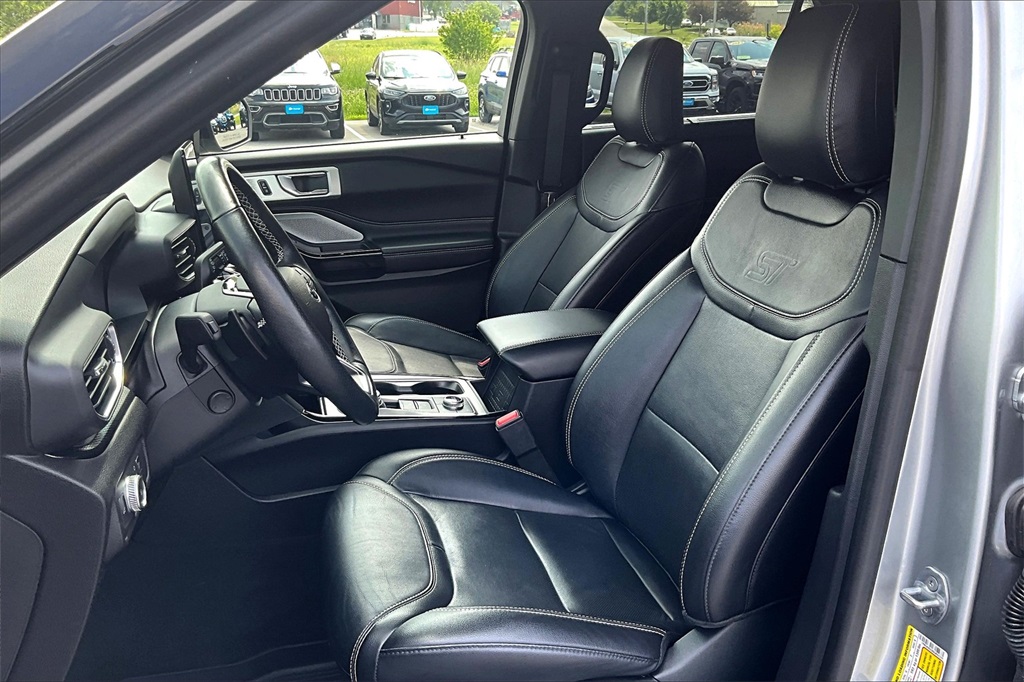 2022 Ford Explorer ST - Photo 10