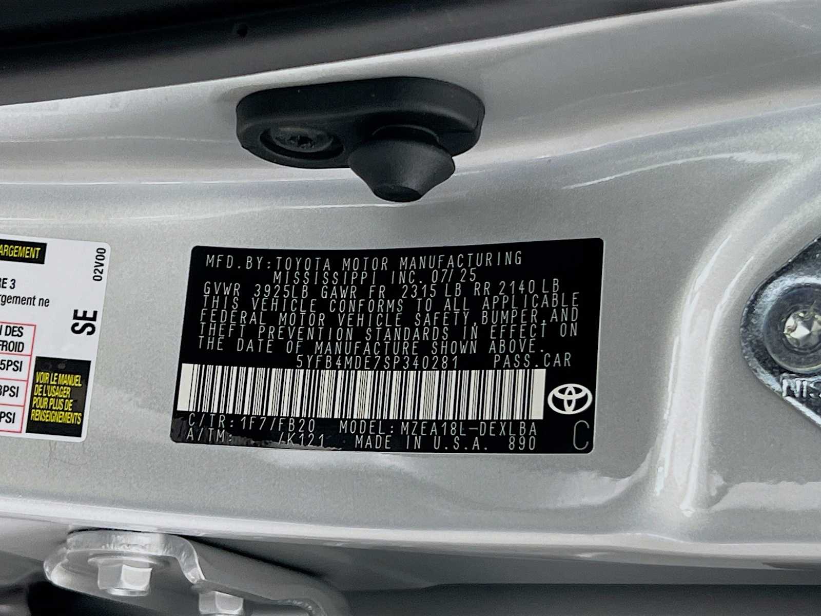 2025 Toyota Corolla LE - Photo 19