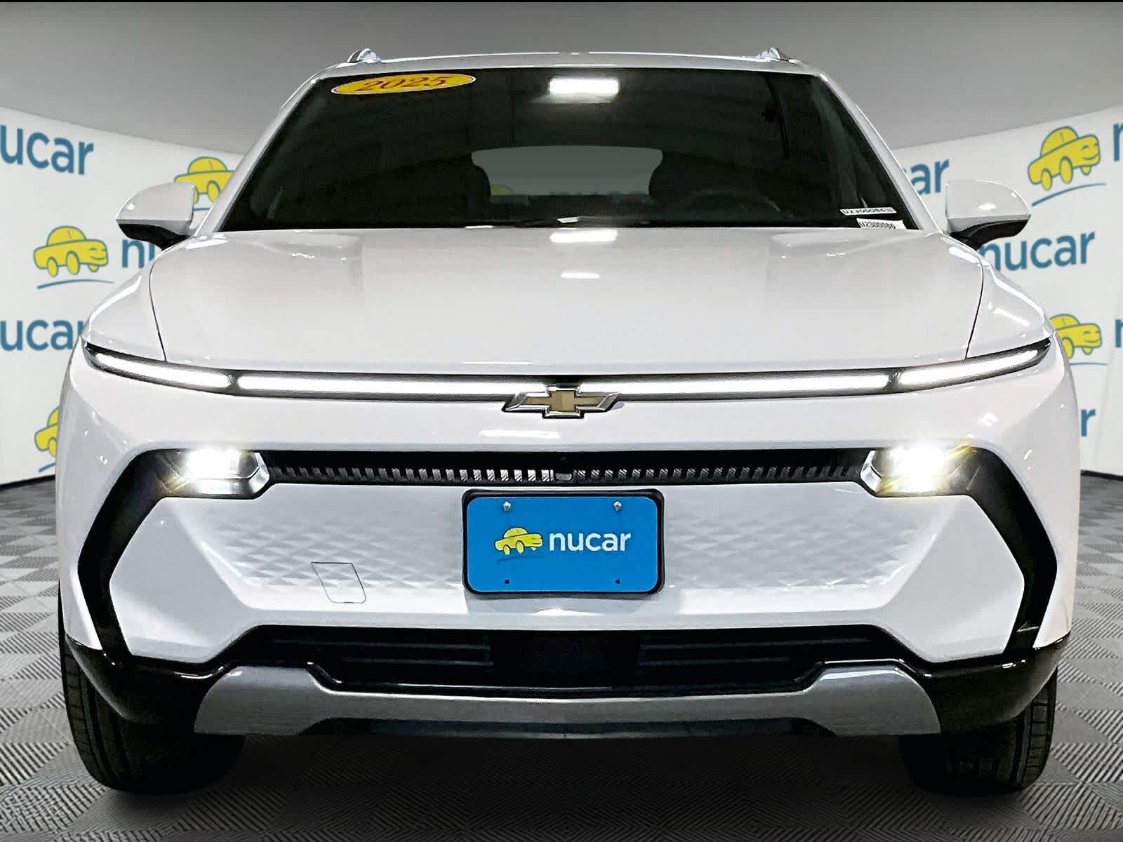 2025 Chevrolet Equinox EV LT - Photo 2