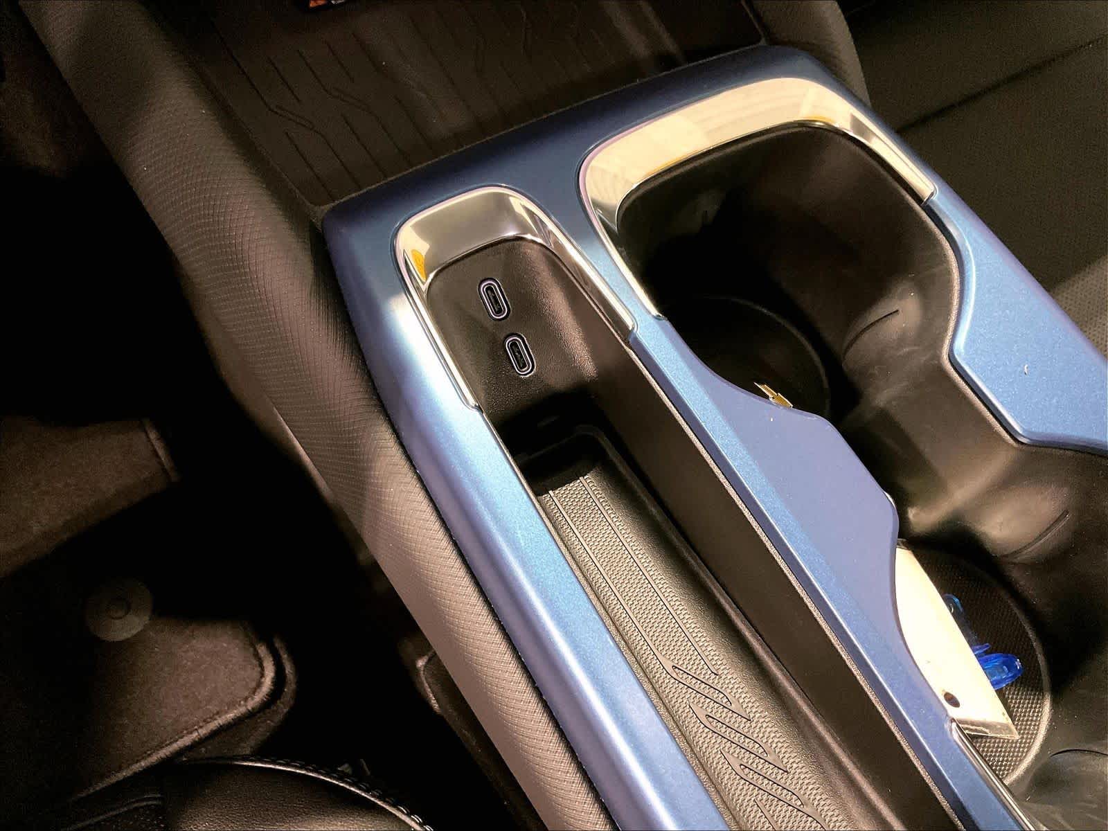 2025 Chevrolet Equinox EV LT - Photo 23