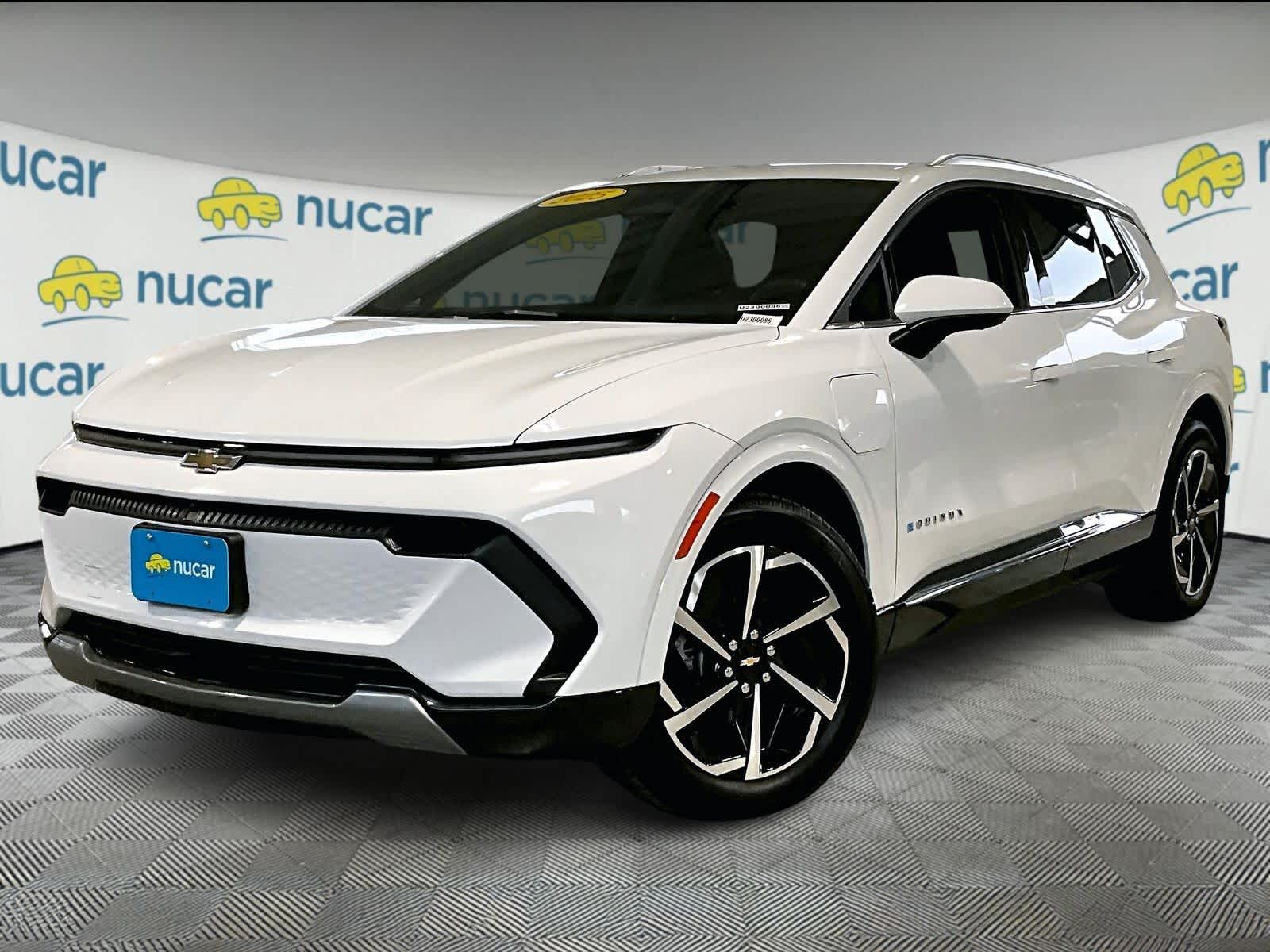 2025 Chevrolet Equinox EV LT - Photo 3