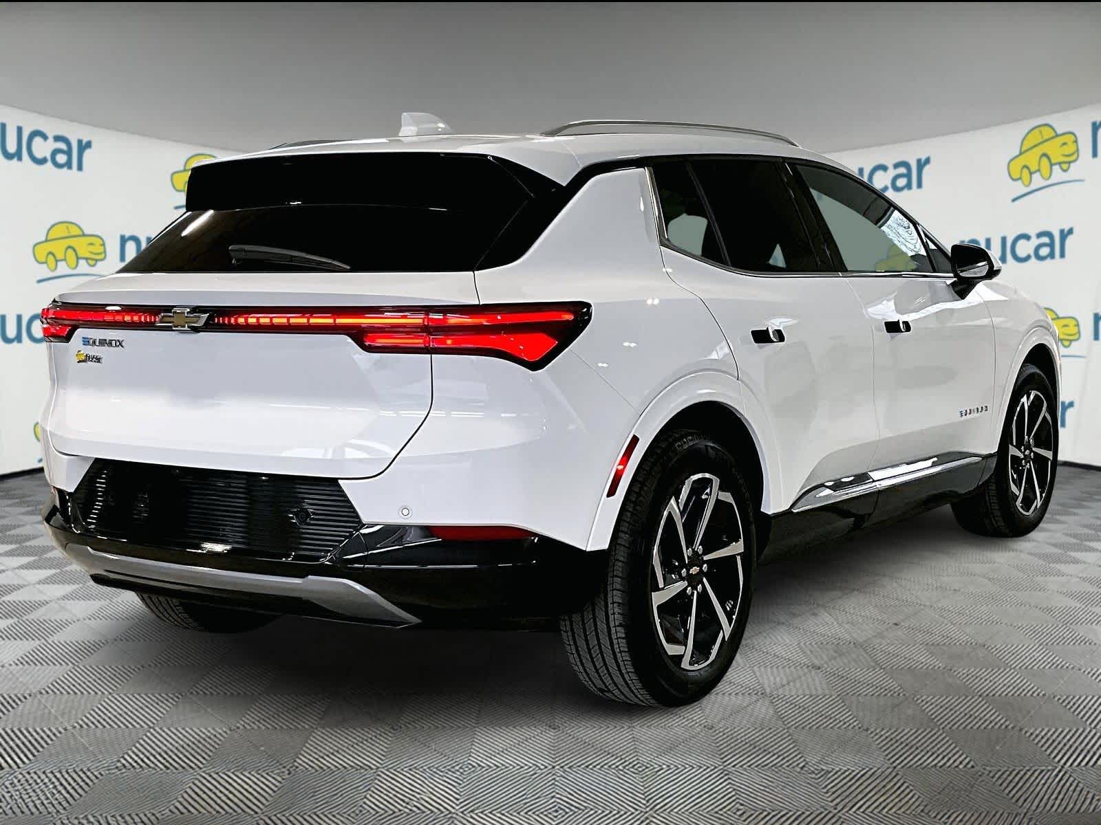 2025 Chevrolet Equinox EV LT - Photo 6