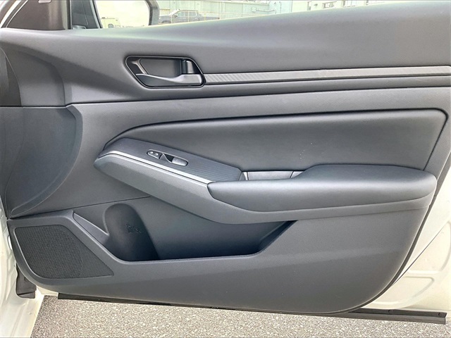 2025 Nissan Altima 2.5 S - Photo 12
