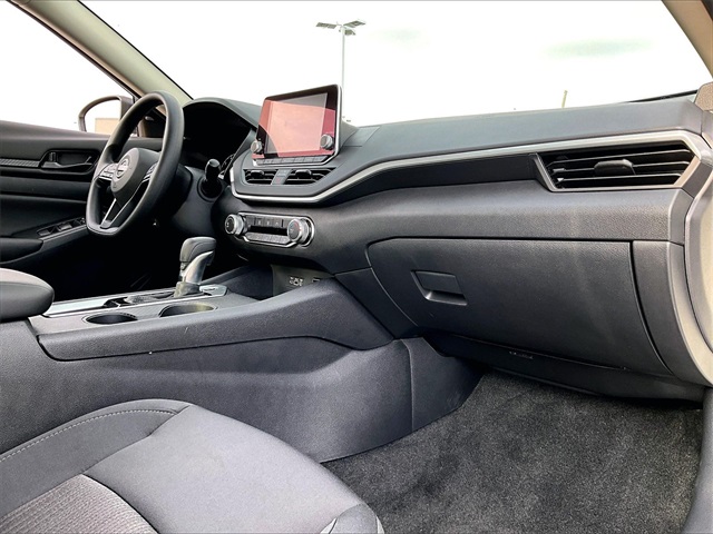 2025 Nissan Altima 2.5 S - Photo 13