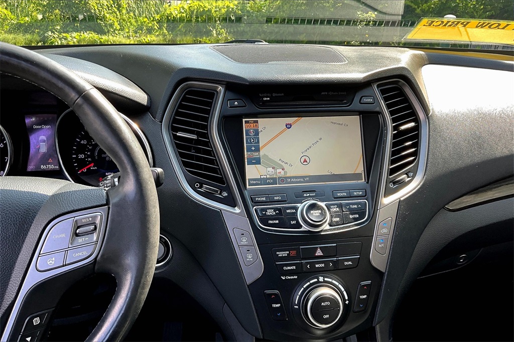 2016 Hyundai Santa Fe Sport 2.0T - Photo 18