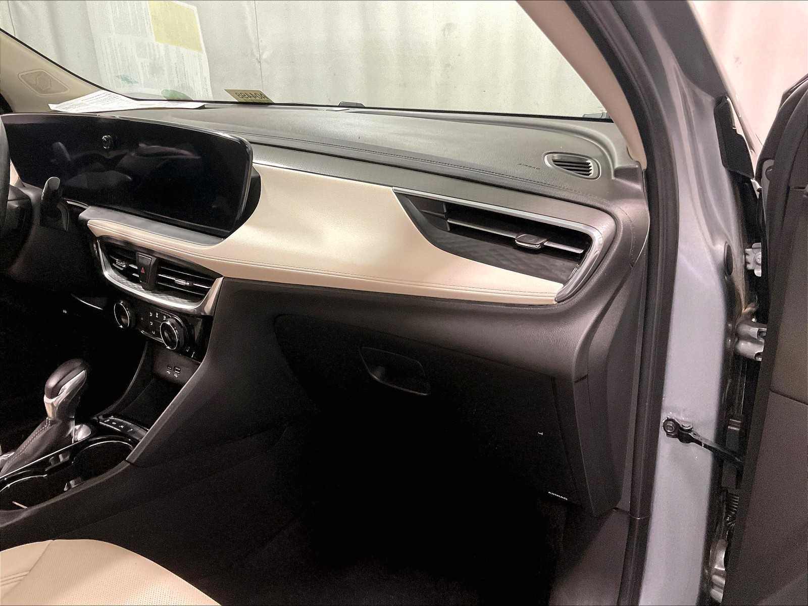 2024 Buick Encore GX Sport Touring - Photo 13