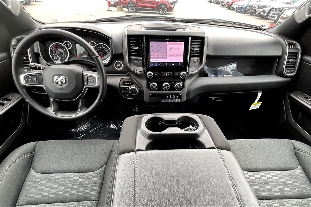 2026 Ram 1500 Tradesman - Photo 12