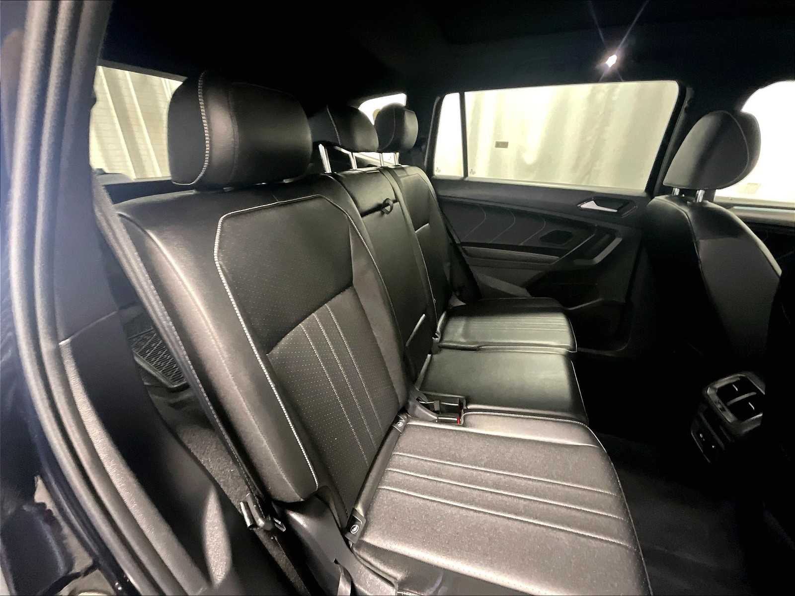 2022 Volkswagen Tiguan SE R-Line Black - Photo 16