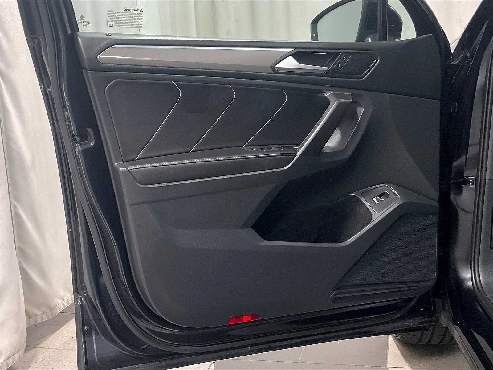 2022 Volkswagen Tiguan SE R-Line Black - Photo 9