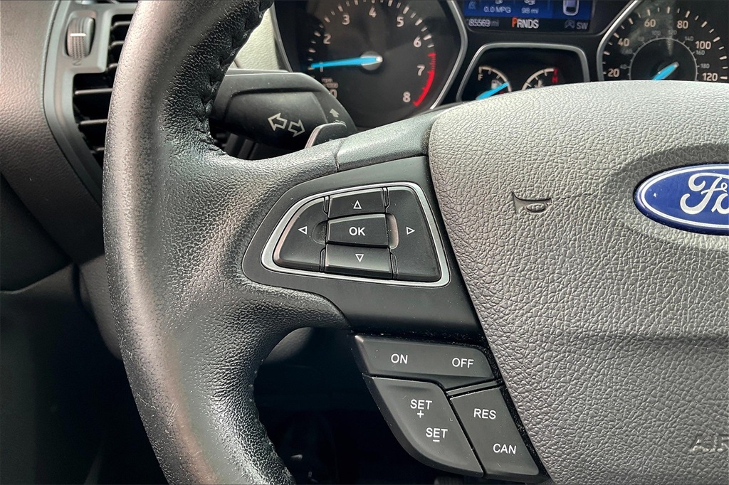 2017 Ford Escape SE - Photo 22