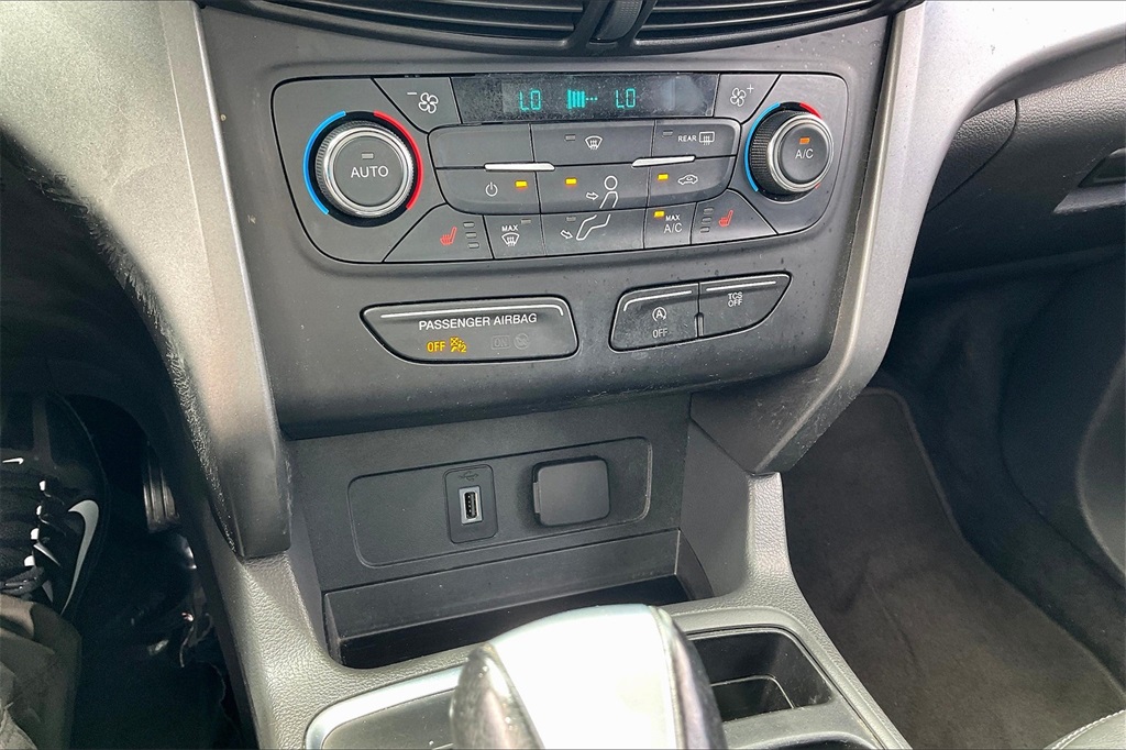 2017 Ford Escape SE - Photo 25