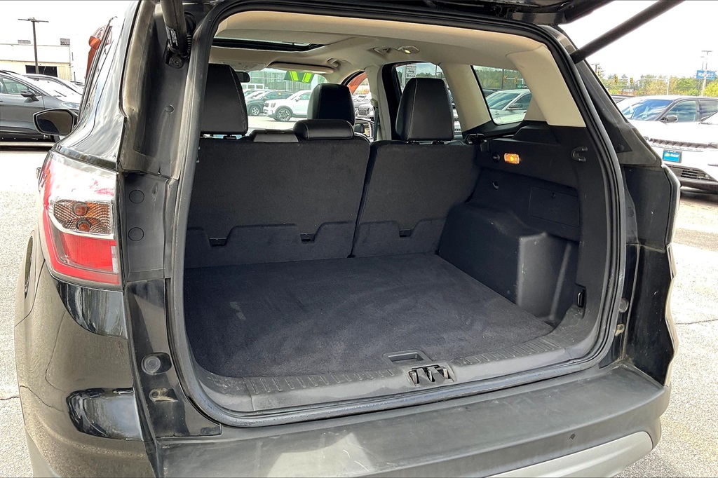 2017 Ford Escape SE - Photo 34