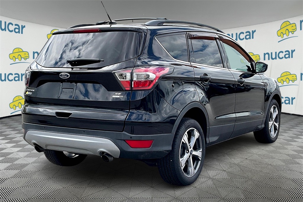 2017 Ford Escape SE - Photo 6