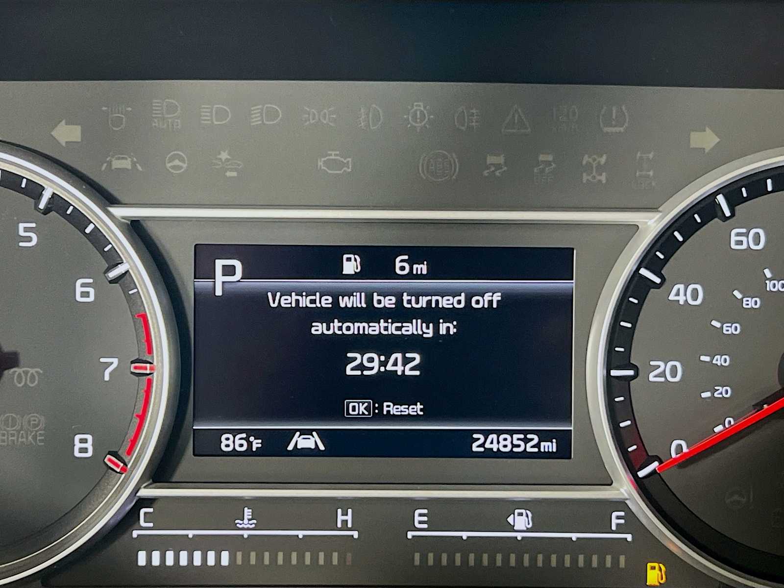 2022 Kia Sorento X-Line S - Photo 12