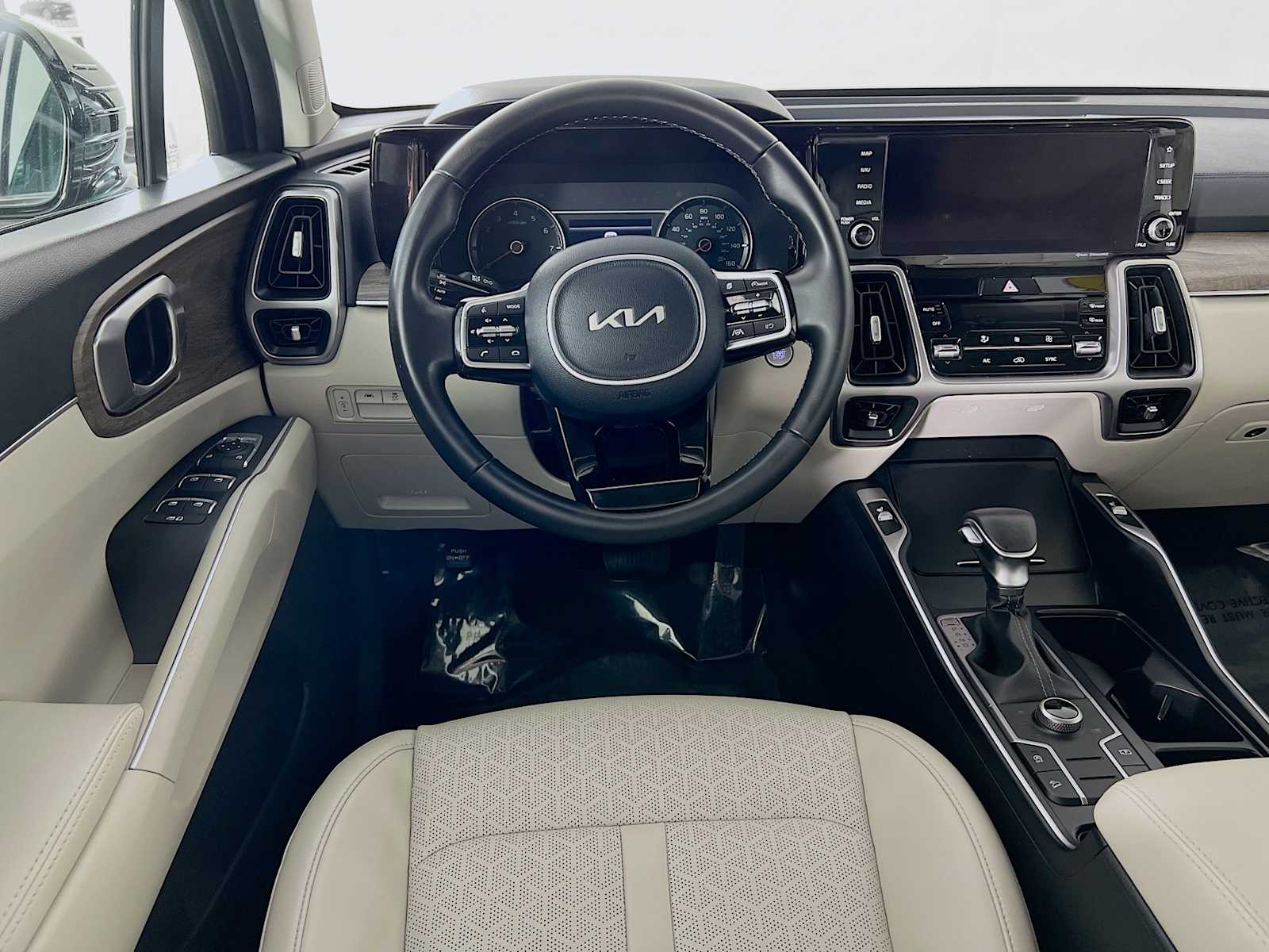 2022 Kia Sorento X-Line S - Photo 24
