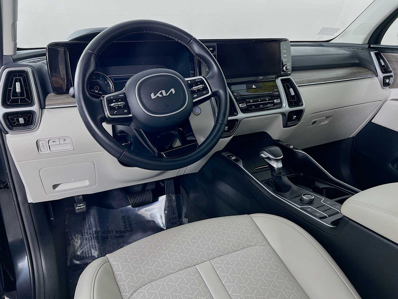 2022 Kia Sorento X-Line S - Photo 9