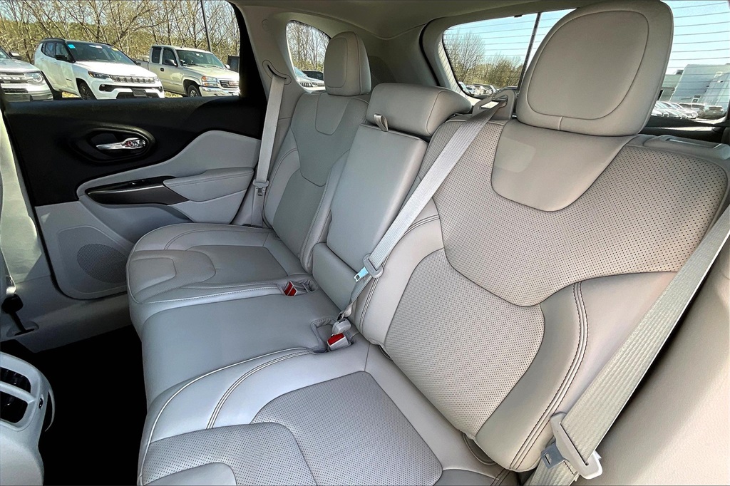 2022 Jeep Cherokee Limited - Photo 14