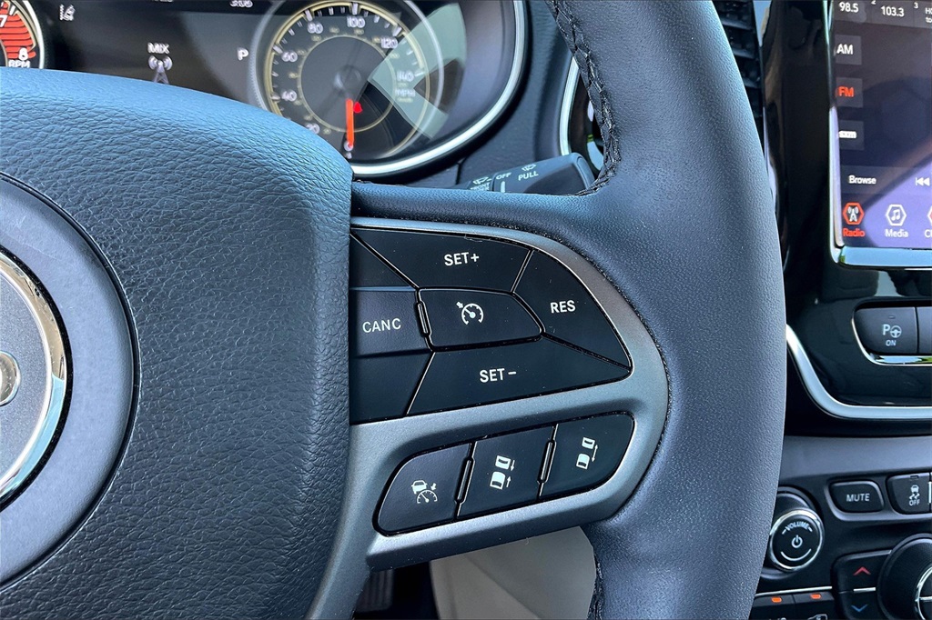 2022 Jeep Cherokee Limited - Photo 23
