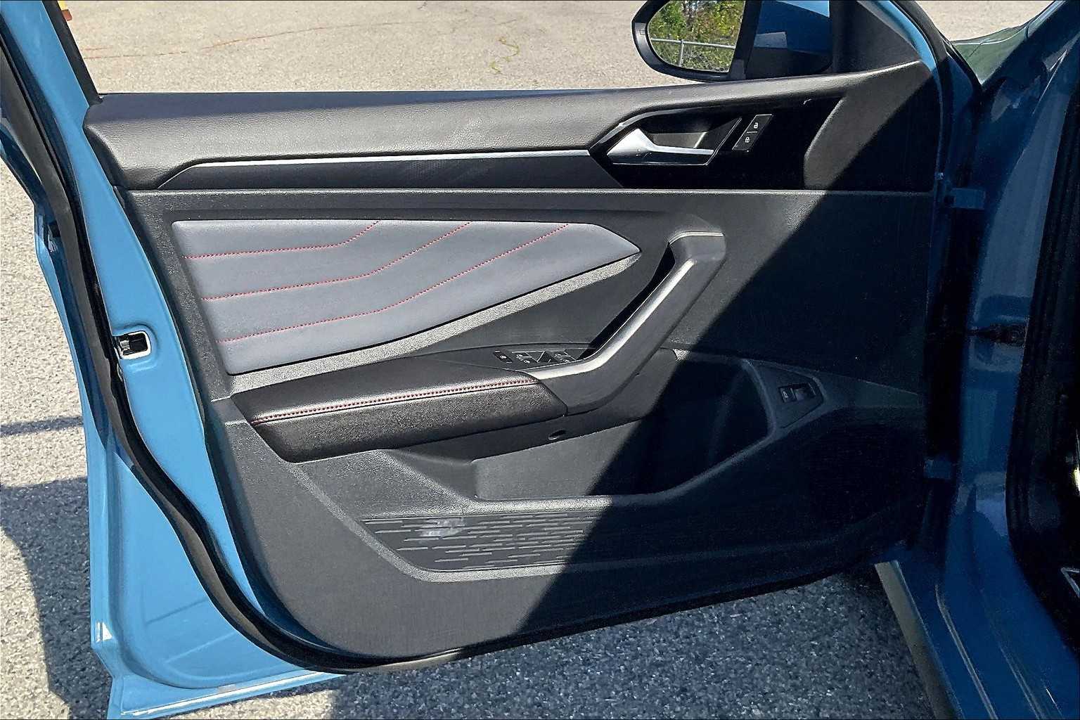 2025 Volkswagen Jetta GLI Autobahn - Photo 9