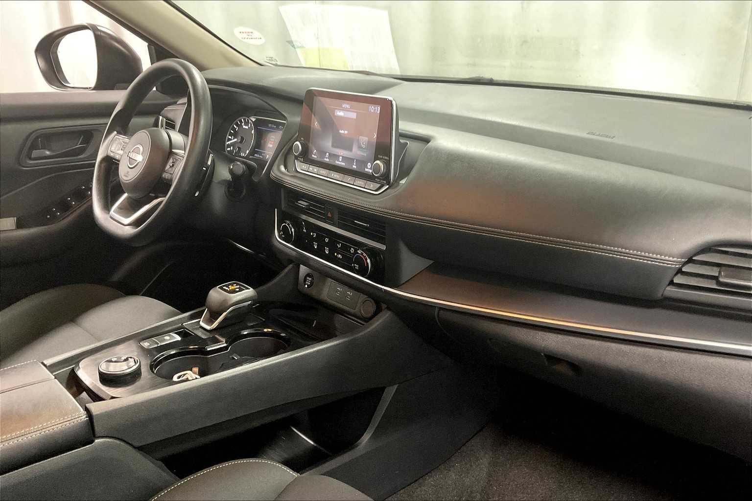 2024 Nissan Rogue S - Photo 14
