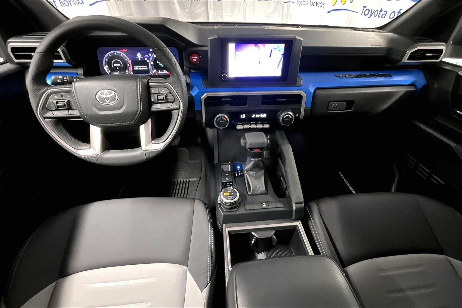 2025 Toyota Tacoma TRD Off Road - Photo 12