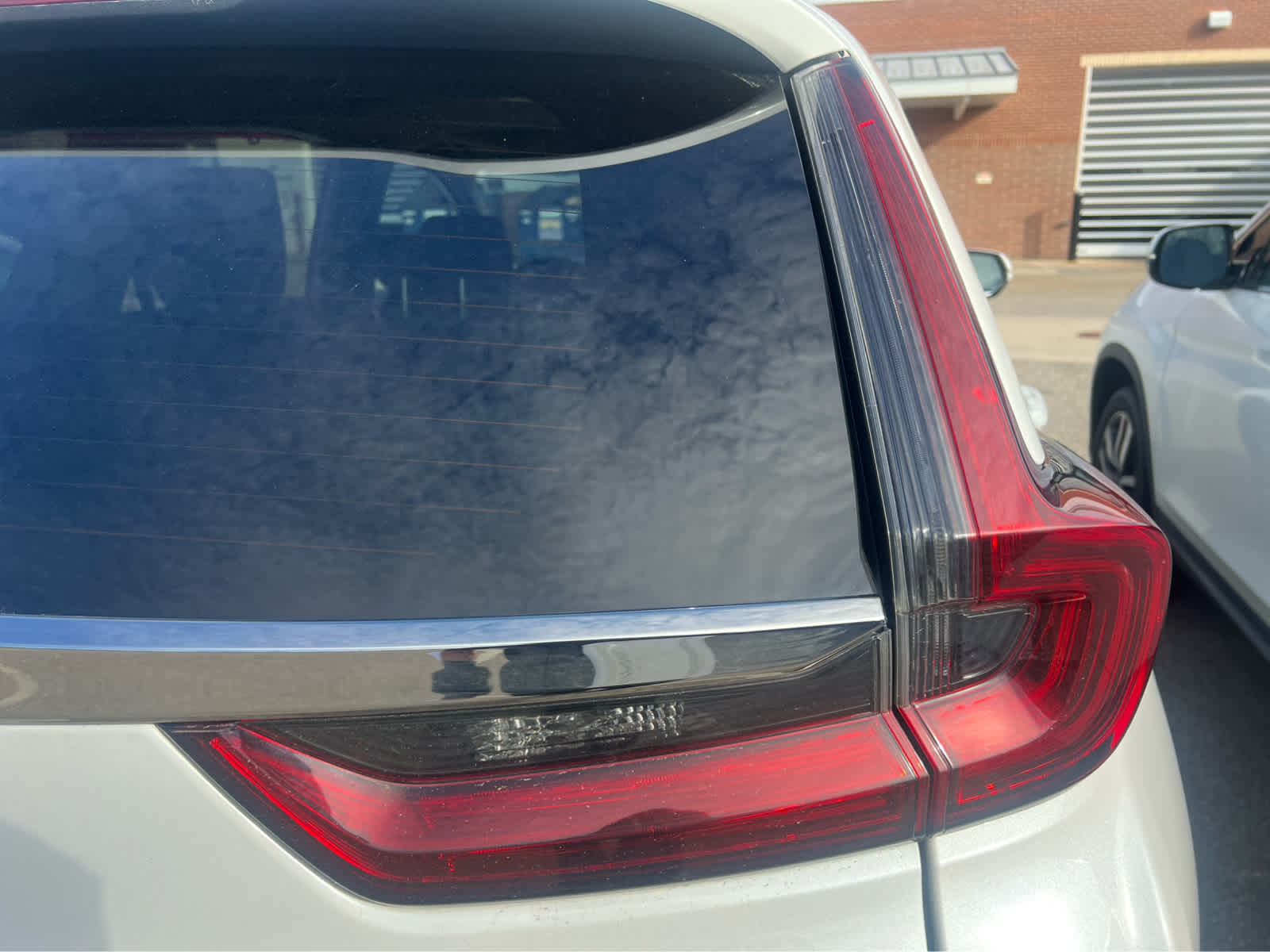 2020 Honda CR-V Hybrid EX-L - Photo 18