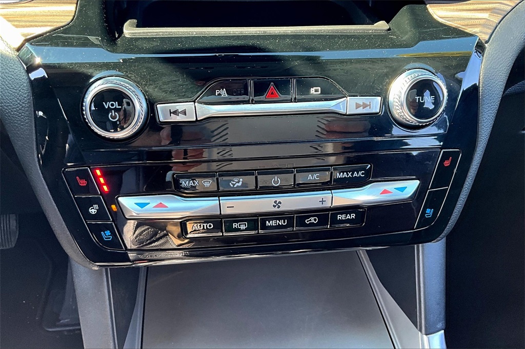 2022 Ford Explorer Limited - Photo 27