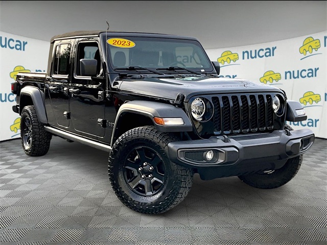 2023 Jeep Gladiator Sport