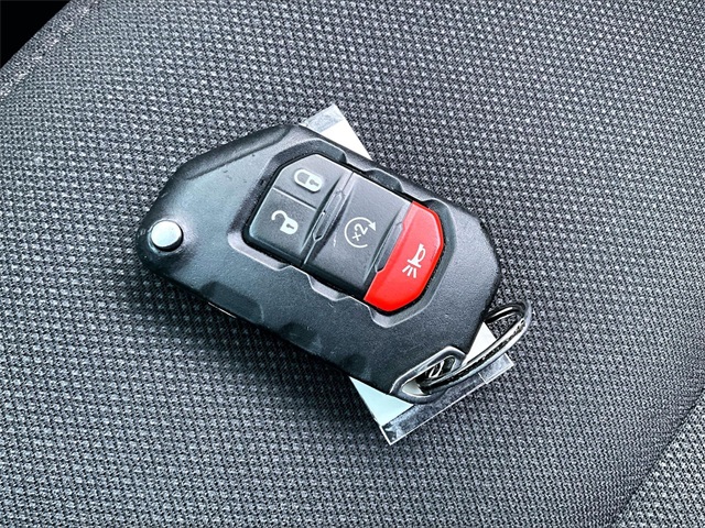 2023 Jeep Gladiator Sport - Photo 11