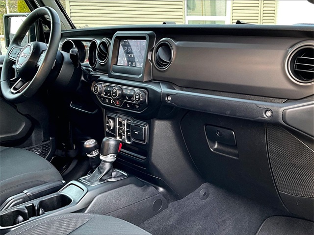 2023 Jeep Gladiator Sport - Photo 17