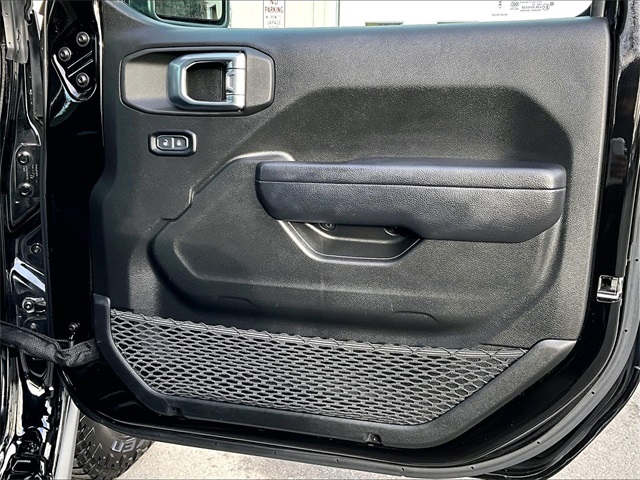 2023 Jeep Gladiator Sport - Photo 19