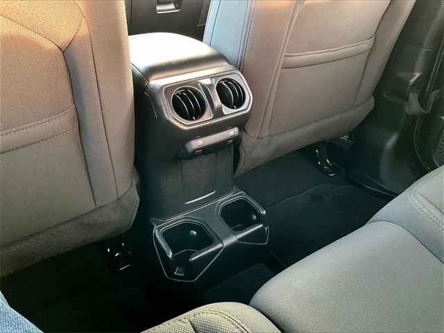 2023 Jeep Gladiator Sport - Photo 28